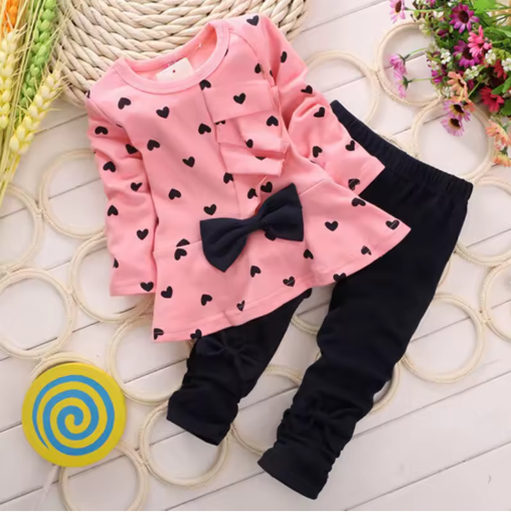 Girls’ Heart-Print Top and Leggings Set with Big Bow.